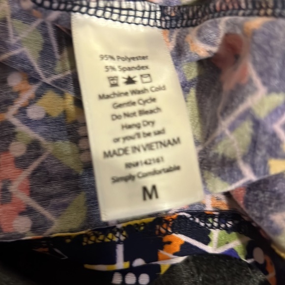 NWT Lularoe Julia dress in geometric multi print. Size M. - Picture 6 of 6